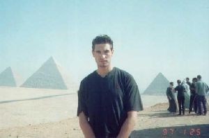 Kaybolan Yillar - Burak Hakki as Ali while he was visiting egypt back in 1997