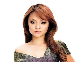 tila tequila : face picture