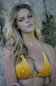 Brooklyn Decker sexy yellow bikini