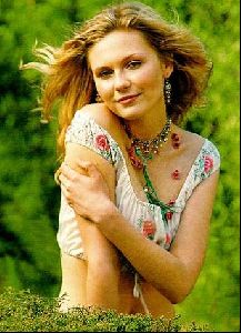 kirsten dunst : kirsten dunst 32