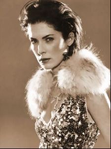 lara flynn boyle : 10