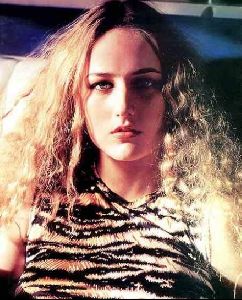 leelee sobieski : 22