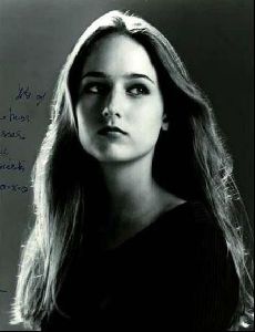 leelee sobieski : 25