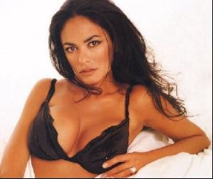 maria grazia cucinotta : 58