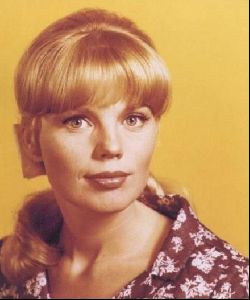 marta kristen : 2