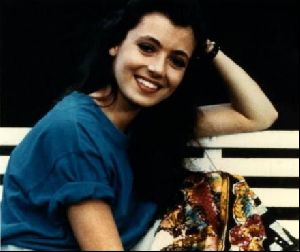 mia sara : 10