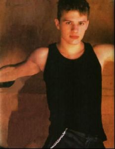 ryan phillippe : 40