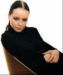 samantha morton : 60