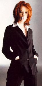 shirley manson : 13