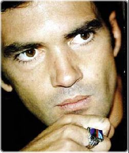 Actor antonio banderas : ab3