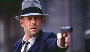 Actor bruce willis : 25