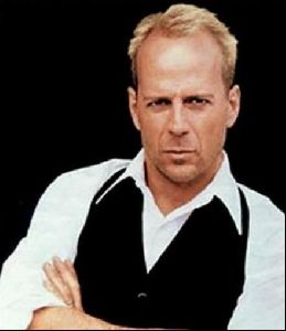 Actor bruce willis : 40