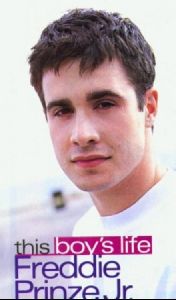 Actor freddie prinze jr : 24