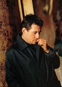 Actor gabriel byrne : 31