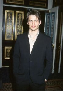 Actor james marsden : 52