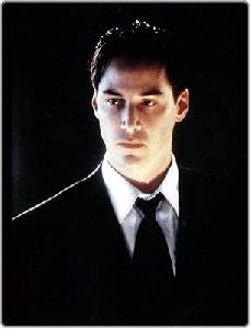 Actor keanu reeves : kr2