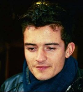 Actor orlando bloom : 33