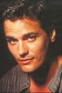 Actor paul gross : 32