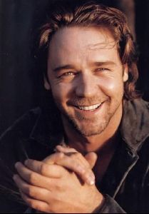 Actor russell crowe : 8