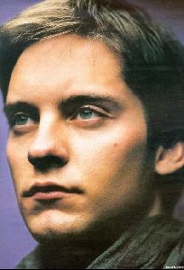 Actor tobey maguire : 19