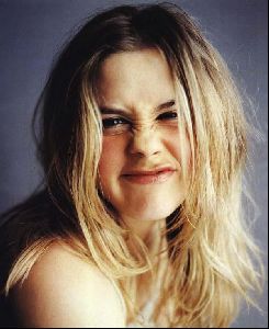 Actress alicia silverstone : 23