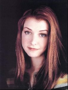 Actress alyson hannigan : 16