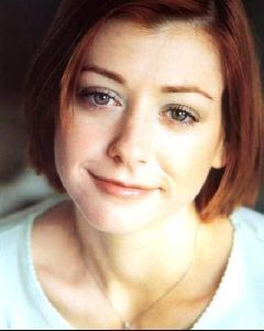 Actress alyson hannigan : 37