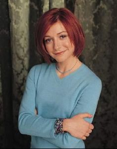 Actress alyson hannigan : 40