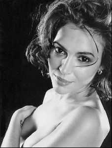 Actress alyssa milano : 34