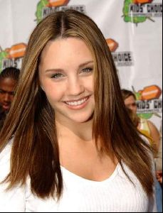 Actress amanda bynes : 44