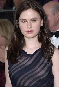 Actress anna paquin : 79