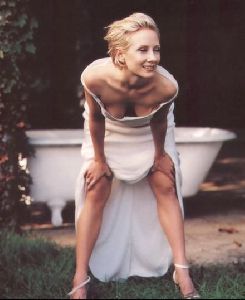 Actress anne heche : 1