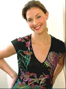 Actress ashley judd : 54