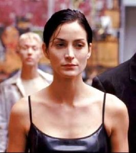 Actress carrie anne moss : 27