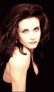 Actress courteney cox : 79