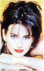 Actress courteney cox : cc19