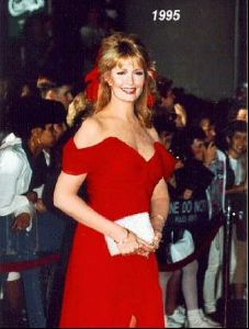 Actress deidre hall : 1