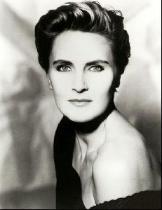 Actress denise crosby : 12