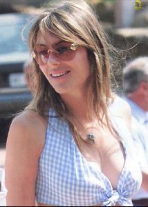 Actress elizabeth hurley : elizabeth hurley09