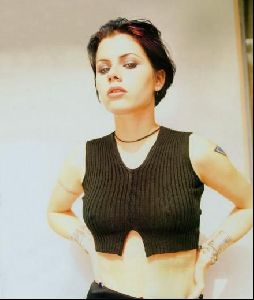 Actress fairuza balk : 29