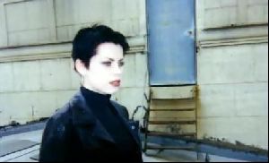 Actress fairuza balk : 7