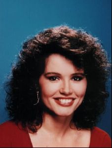 Actress geena davis : 18