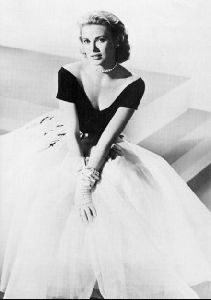 Actress grace kelly : 11