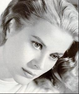 Actress grace kelly : 8