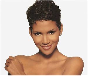 Actress halle berry : hb52