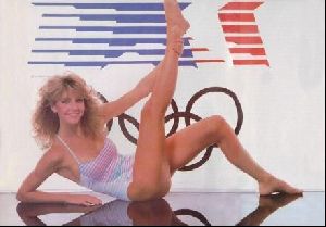 Actress heather locklear : 38