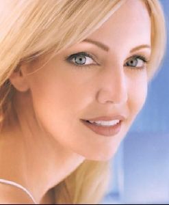 Actress heather locklear : 65