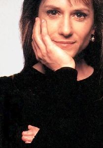 Actress holly hunter : 9