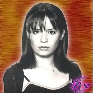 Actress holly marie combs : 6