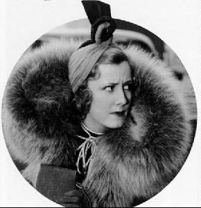 Actress irene dunne : 2